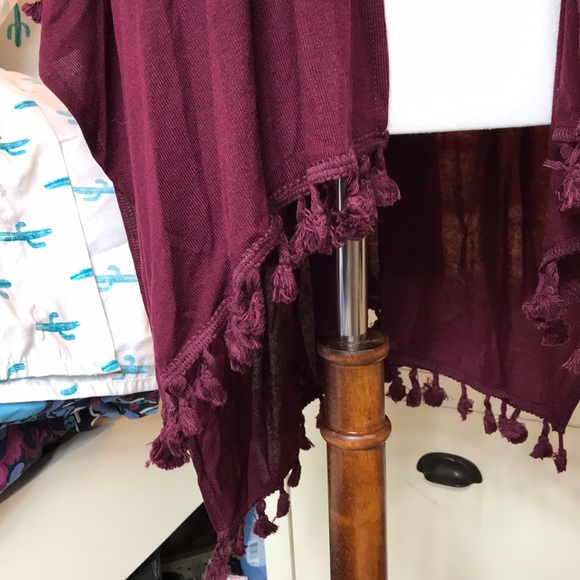 Maroon cover up - Picture 2 of 4